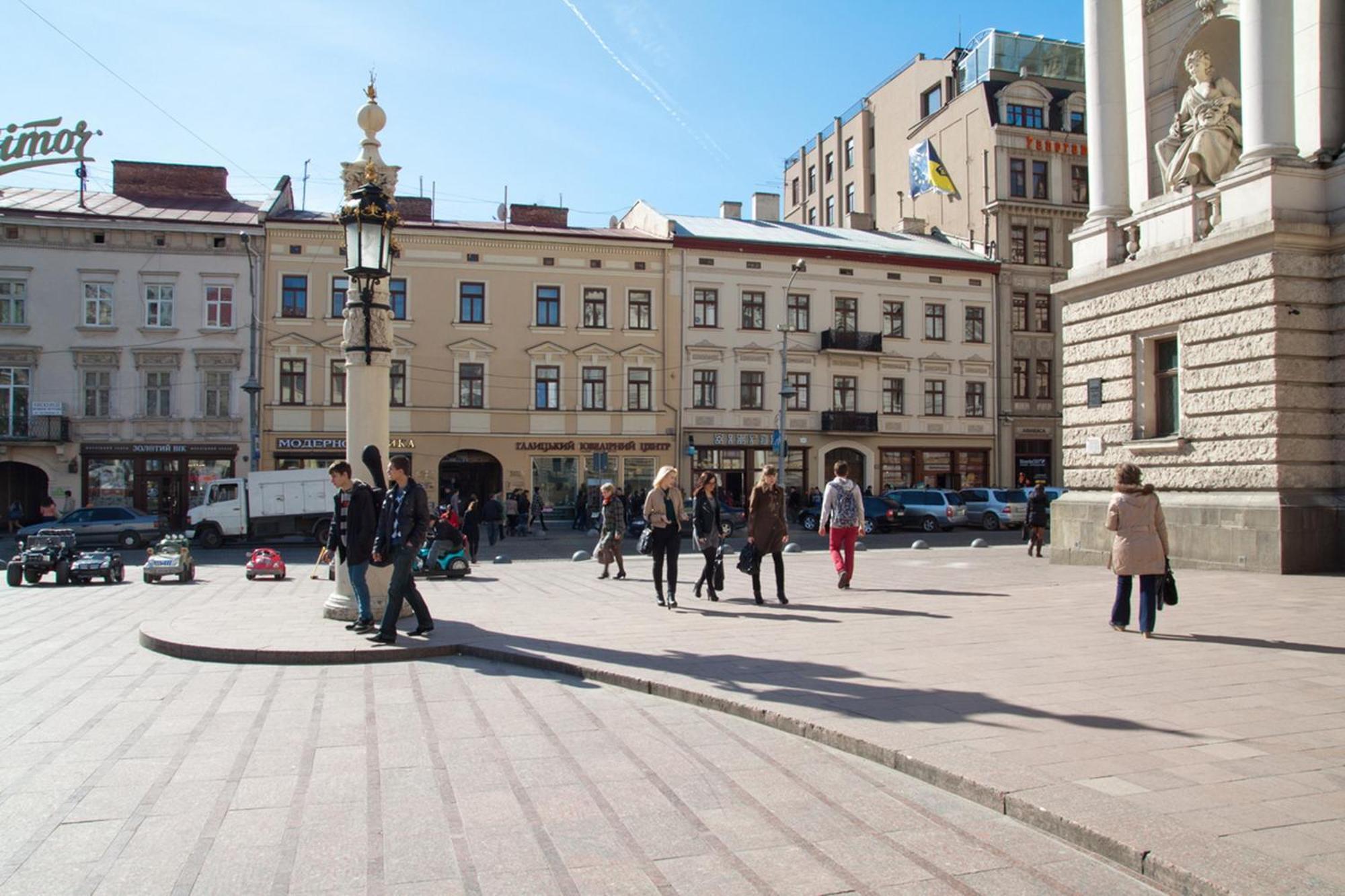Apartment In The Centre Of Львов Номер фото