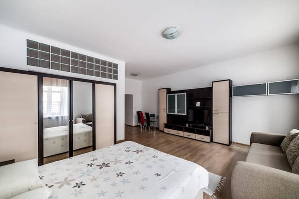 Apartment In The Centre Of Львов Номер фото