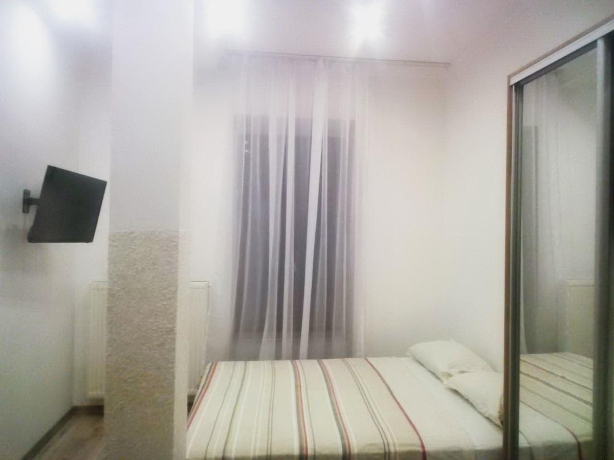 Apartment In The Centre Of Львов Экстерьер фото